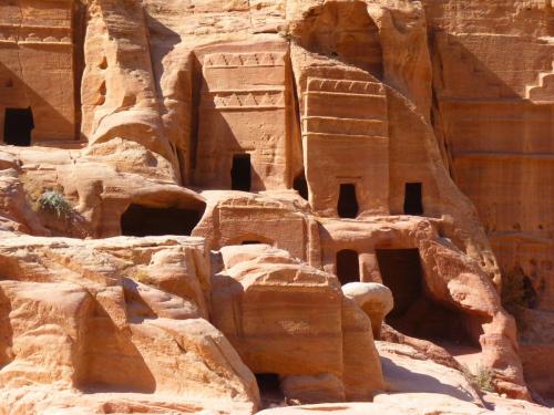 rock-architecture-desert-stone-travel-formation-1158418-pxhere.com